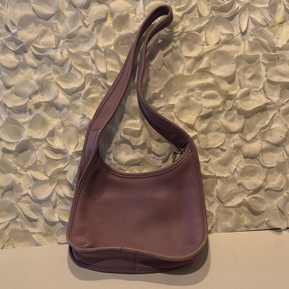 Coach Vintage Shoulder Bag - Picture 2 of 6